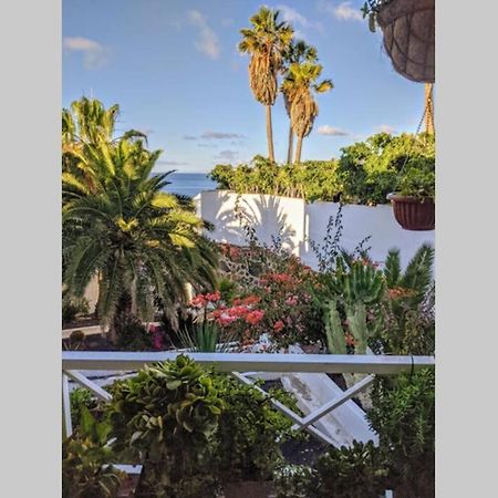 Modern & Spacious Studio Isla, Puerto Del Carmen Tias Bagian luar foto